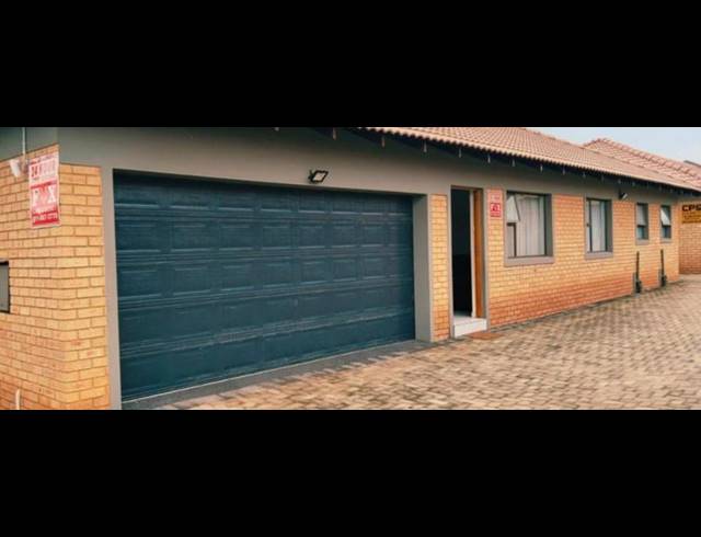 0 BEDROOM CLUSTER FOR SALE IN NEW REDRUTH